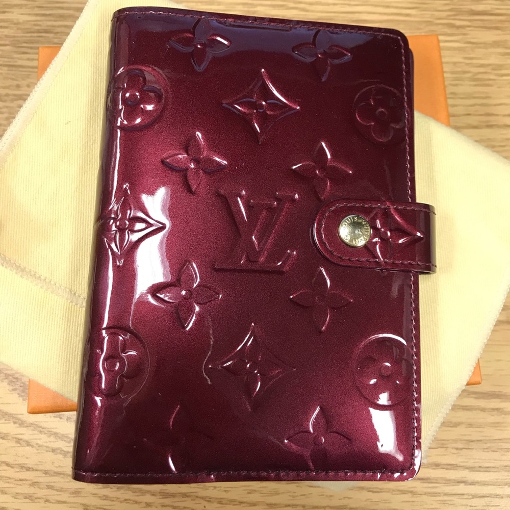 Louis Vuitton Small Ring Agenda